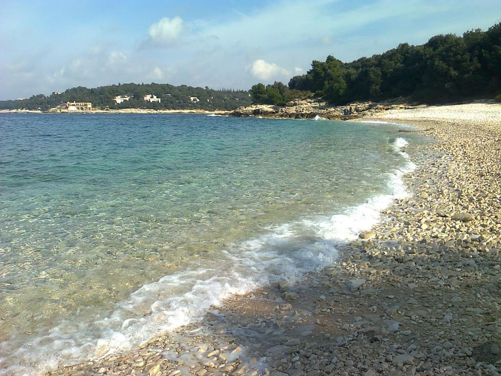 Apartment For Holidays In Pula Quarto foto